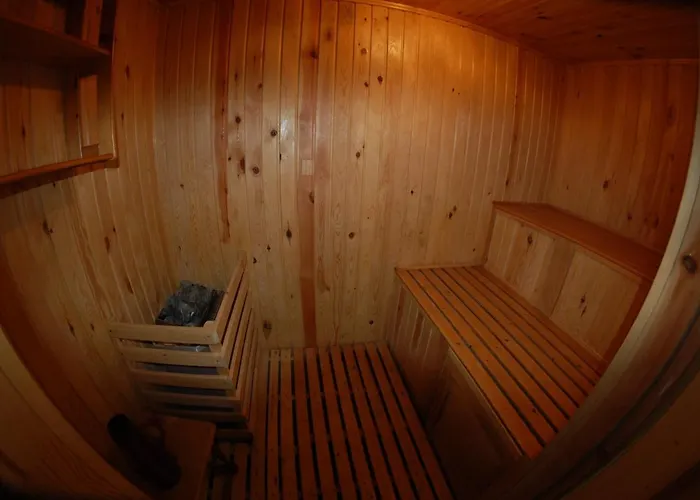 Tenis Pod Sosnami Lodge Osieczow